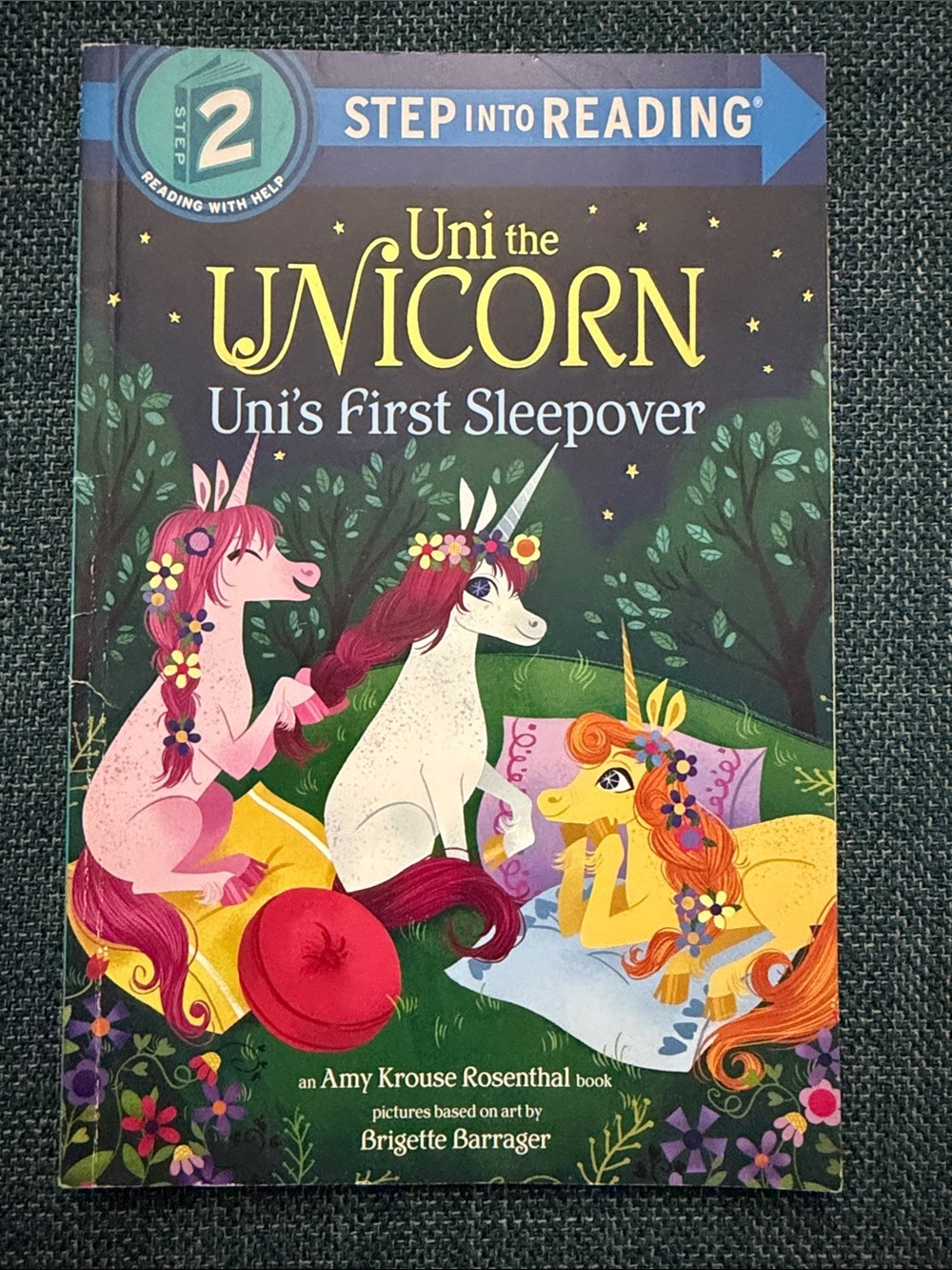 Uni the Unicorn: Uni's First Sleepover - Colorful Unicorn Picture Book
